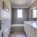 Πανσιόν Beautiful House In With Pool & Parking
