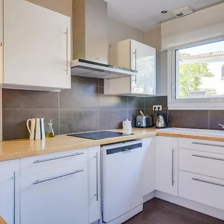 Beautiful House In With Pool & Parking * Le Bouscat