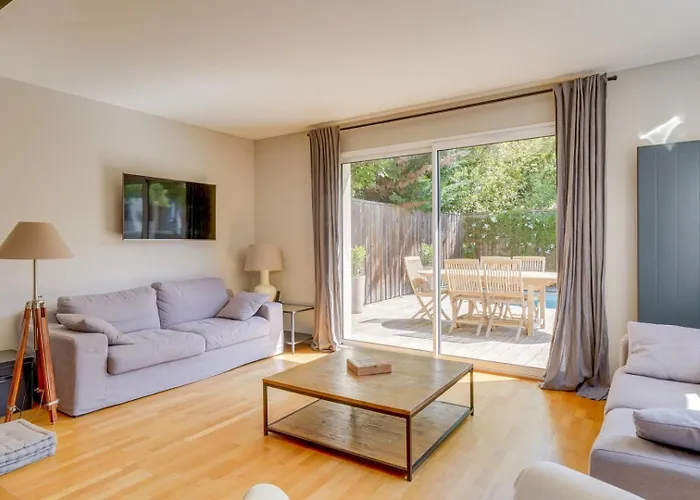 Beautiful House In With Pool & Parking Gæstehus Le Bouscat